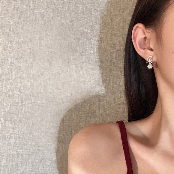 Fashion Bow Pearl Rhinestone Alloy Earrings - Picture 3 of 6